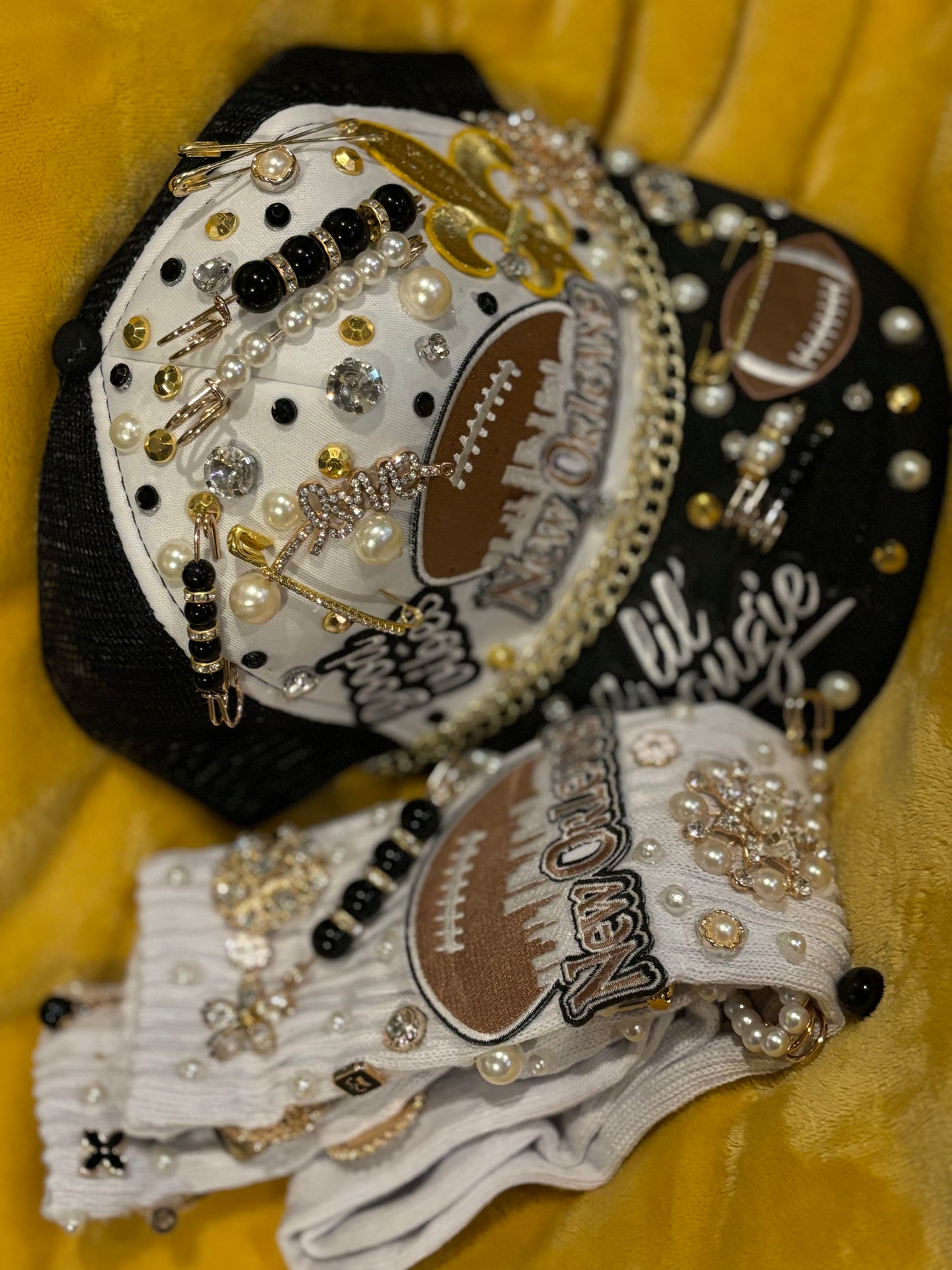 New Orleans Black n Gold SnapBack B’Dazzle Cap with Matching Socks Set (Socks and Cap)
