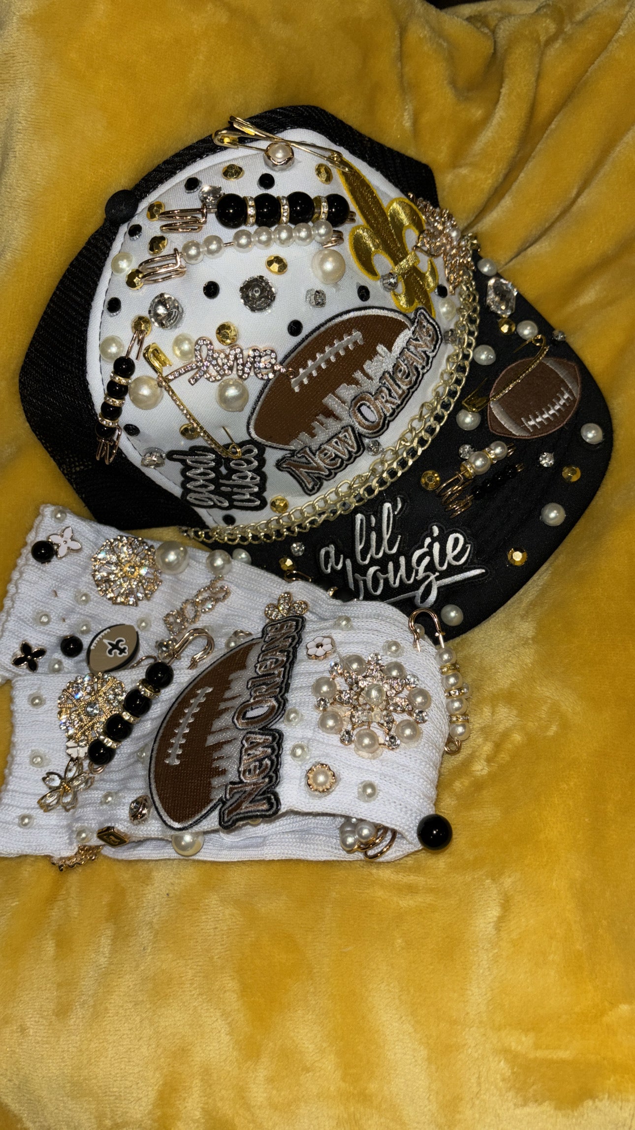 New Orleans Black n Gold SnapBack B’Dazzle Cap with Matching Socks Set (Socks and Cap)