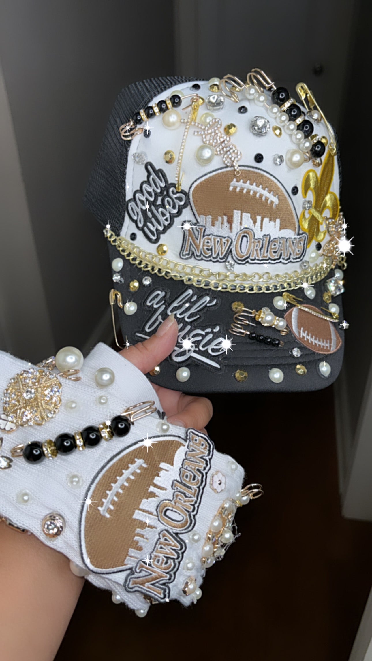 New Orleans Black n Gold SnapBack B’Dazzle Cap with Matching Socks Set (Socks and Cap)